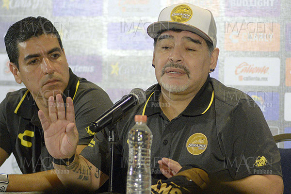 Maradona renuncia a Dorados de Sinaloa por razones de salud