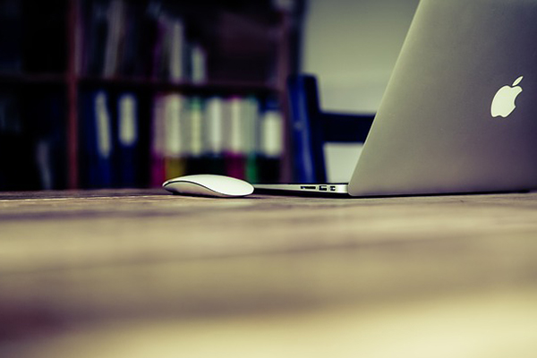 Apple detecta fallo en baterías de las MacBook Pro y pide que dejen de usarlas ¡ya!