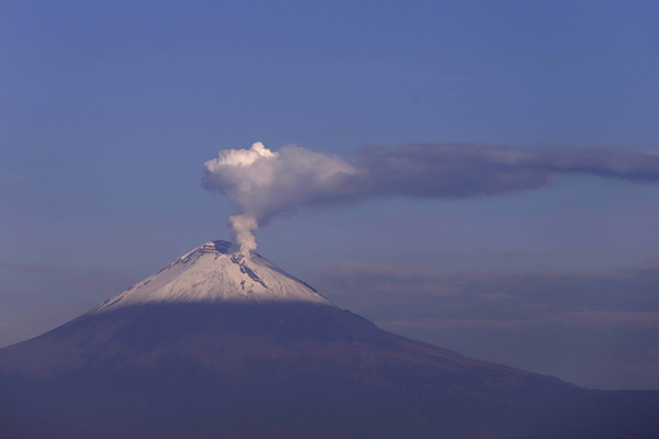 Semana con actividad moderada del volcán Popocatépetl