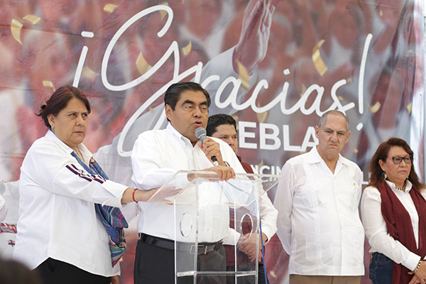 Planea Miguel Barbosa organizar concierto por el inicio de la 4T en Puebla