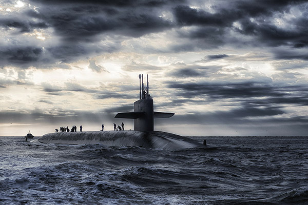 Al menos 14 muertos por incendio en un submarino ruso
