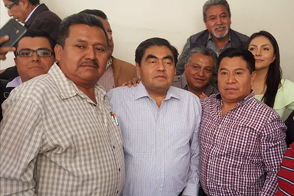 Encabeza Barbosa reunión con transportistas del estado
