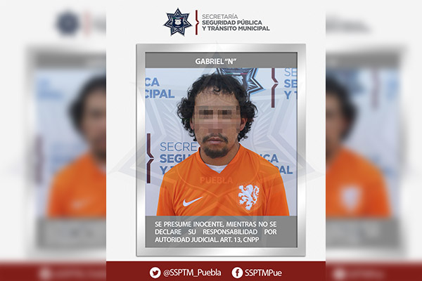 Sujeto detenido por portar un arma; tiene antecedentes penales