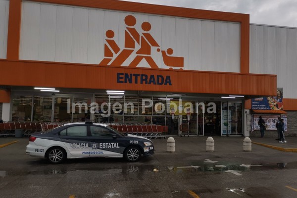 Comando roba celulares de Chedraui en el bulevar Xonaca