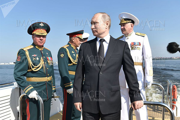 Putin promete fortalecer Armada rusa