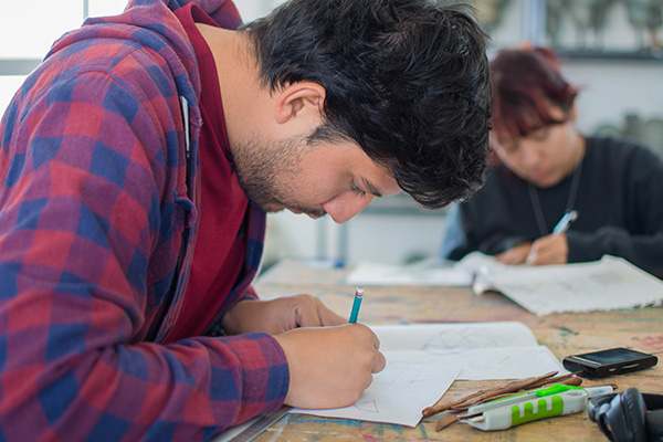 Preparatorias BUAP reanudan actividades; se suman 7,000 alumnos nuevos