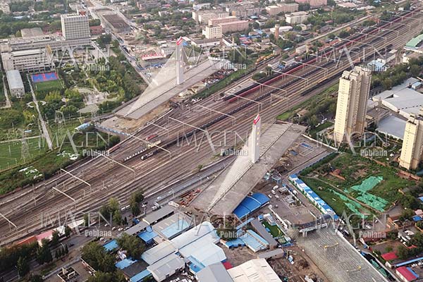 China hace girar un puente de 46,000 toneladas y rompe récord mundial