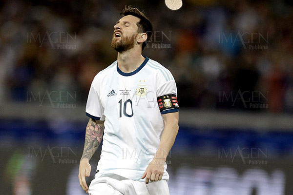 La Conmebol descalifica a Messi por tres meses