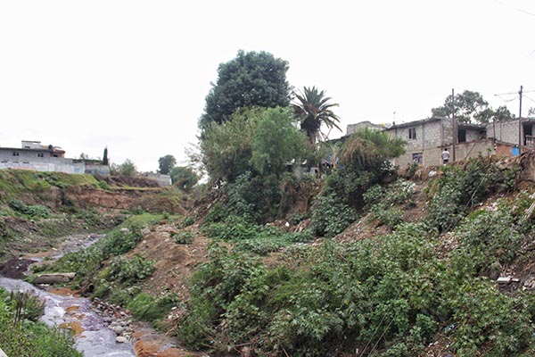 En riesgo, miles de poblanos por asentamientos irregulares