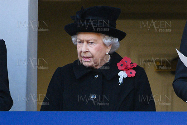 Isabel II, decepcionada con políticos británicos: “No saben gobernar”