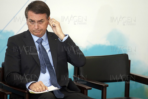 Bolsonaro dice que ONGs estarían detrás de los incendios en la Amazonía