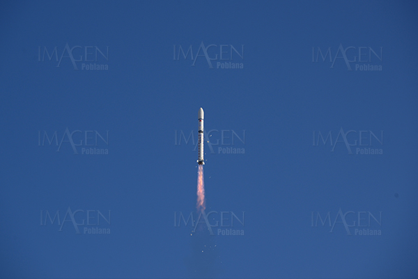 Nave Dragon de SpaceX regresa a la Tierra con muestras científicas