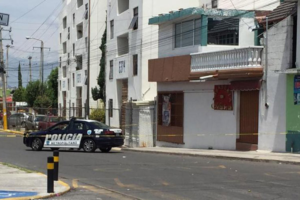 Cayó de la azotea accidentalmente