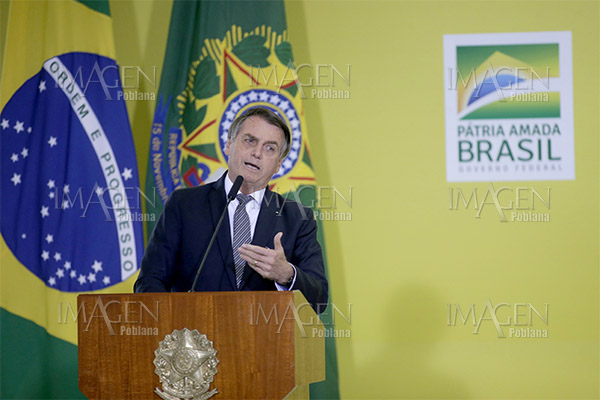 Bolsonaro dice que “si no fuera por Pinochet, Chile hoy sería Cuba”
