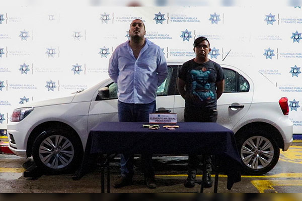 A la sombra dos asaltantes de cuentahabientes