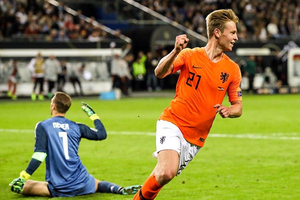 Holanda humilla y golea a Alemania a domicilio