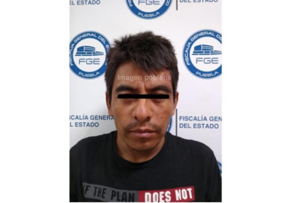 Se le fuga al agente el MP del C5 un asaltante de Oxxos