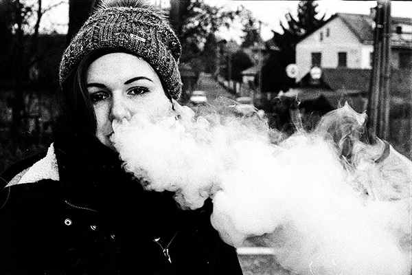 Aumenta a 12 el número de fallecimientos relacionados con el vapeo en EU