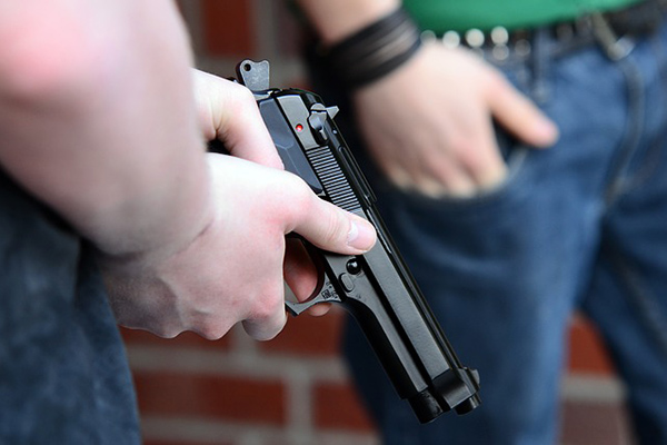 Balean a cuentahabiente en intento de asalto