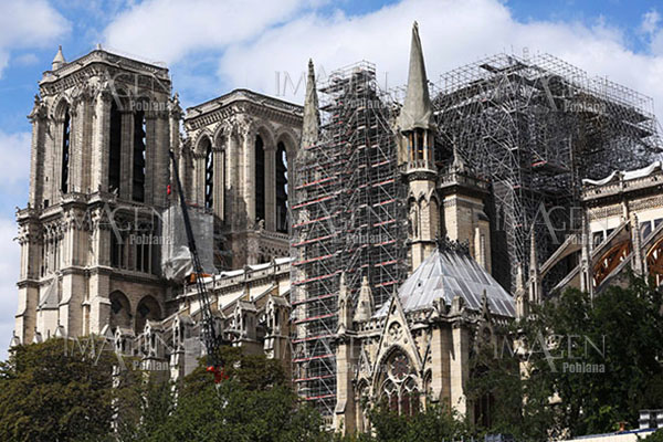 Notre Dame es más importante que el Amazonas, dijo el alcalde de Madrid y se hizo viral