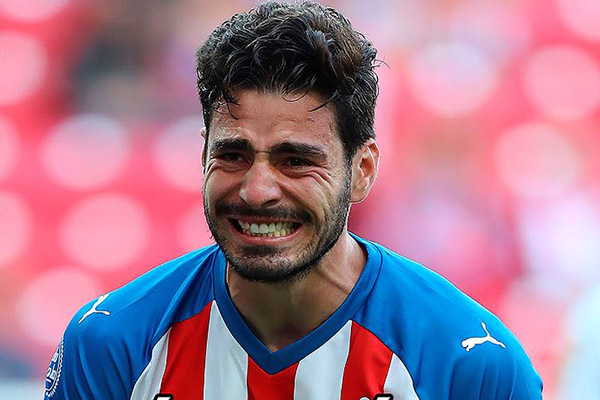 “Pollo” Briseño podría ser inhabilitado hasta mes y medio