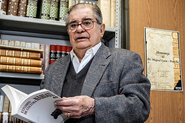 Muere el historiador y antropólogo Miguel León Portilla a los 93 años