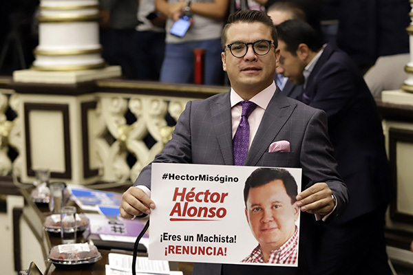 Gerardo Islas, grotesco al pretender ser juez y parte en investigación 19-S