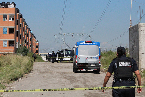 Abandonaron un auto y dentro había restos humanos
