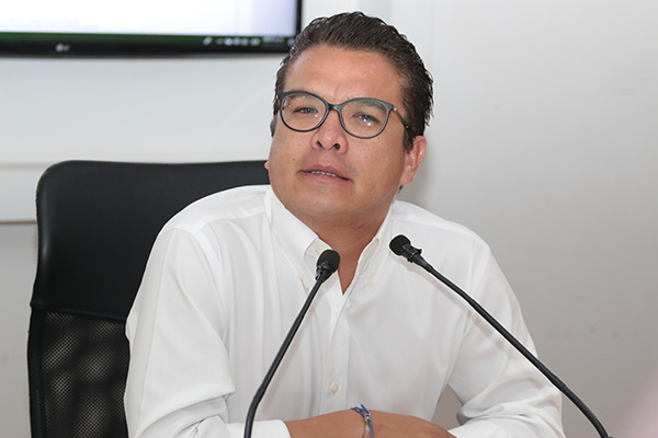 Gerardo Islas y Jonathan Collantes, oportunismo sin límite