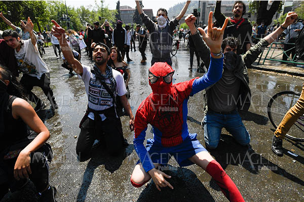 Gobierno de Chile confirma 11 muertos durante las protestas