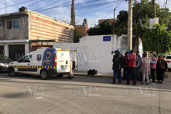Lo asesinan a puñaladas dentro de su hogar