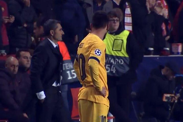 Mirada desafiante de Messi a Valverde genera polémica