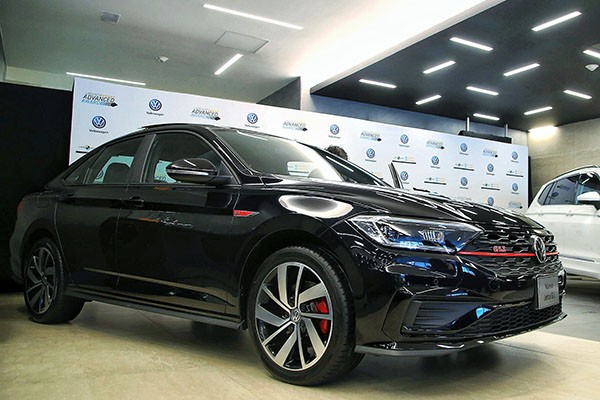 Insiste VW en ocultar fracaso de ventas del Jetta