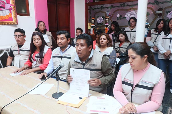 Extrabajadores de Bienestar se lanzan contra Abdala