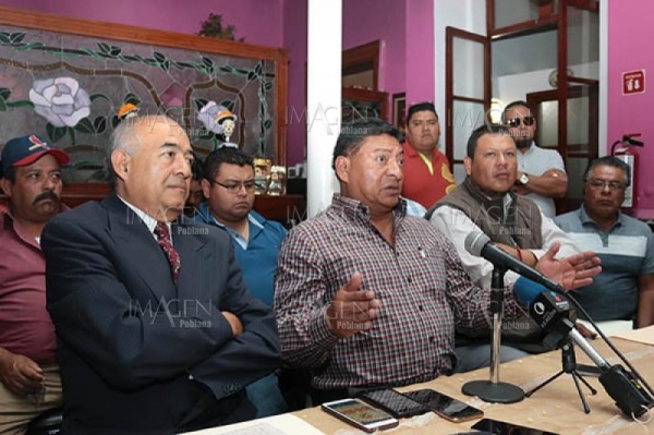 “Líderes” acusan influyentismo en entrega de obra; CTM se desmarca