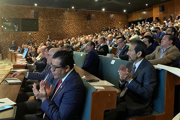 Esparza participa en el Encuentro Nacional para el Fortalecimiento de la Educación Superior