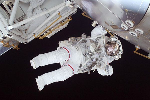 Astronauta de la NASA podría hacer un vuelo de un año a bordo de la EEI