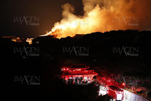Incendio destruye castillo declarado Patrimonio de la Humanidad en Japón