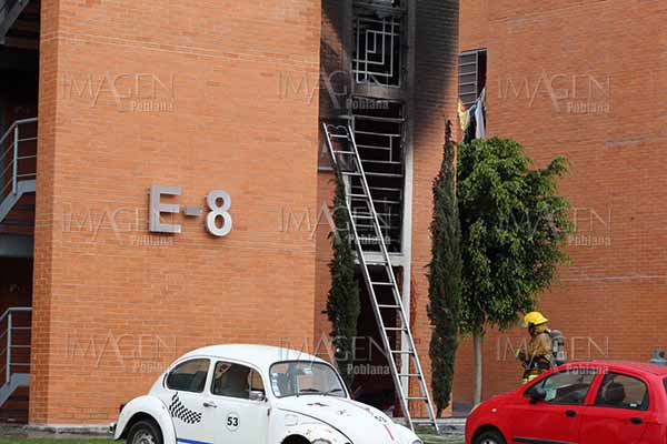 Mujer lavaba la ropa y explotó el tanque de gas
