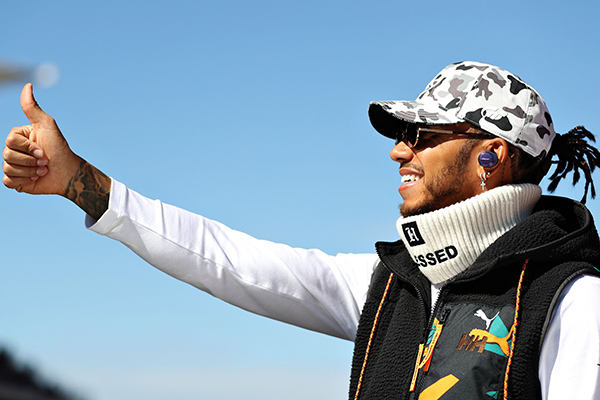 Hamilton gana su 6º título y se acerca al récord de Schumacher
