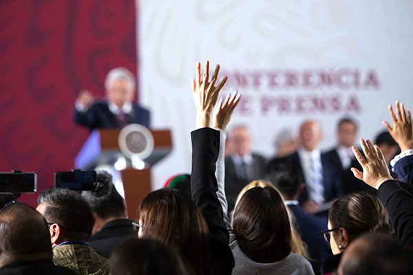 Vive la “Cuarta Transformación” su primera crisis