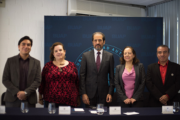 Docentes, eje central de la Facultad de Ingeniería Química: Esparza
