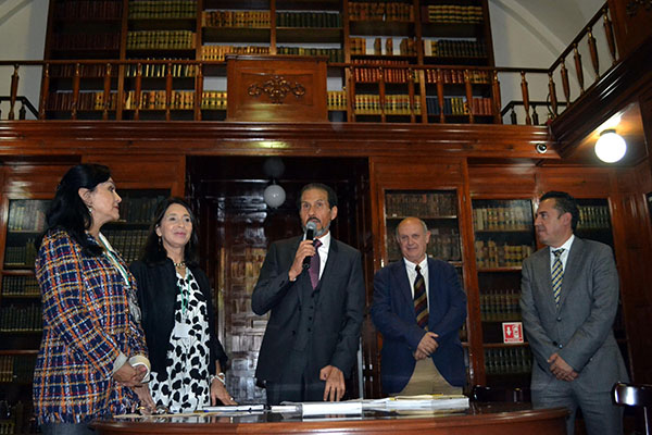 Anuncia Esparza Ortiz la creación del Barrio Histórico Universitario
