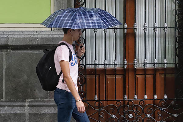 Pronostican lluvias y bancos de niebla en Puebla