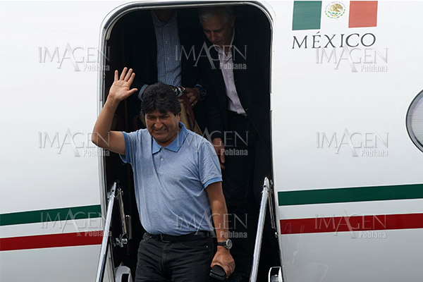 Evo Morales arriba a México