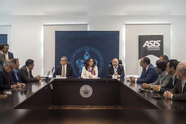Presenta DASU la Central de Atención de Emergencias a organización Asis International