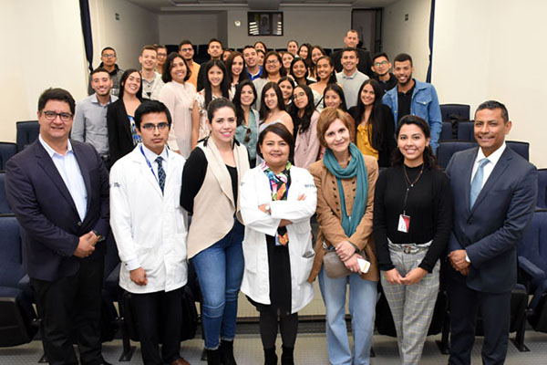 Visita delegación de universidad ICESI de Colombia área de la Salud de la BUAP