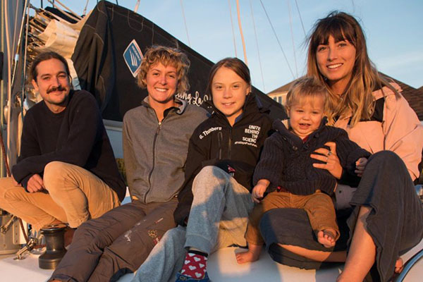 Greta Thunberg llega a Lisboa tras 21 días de travesía transatlántica