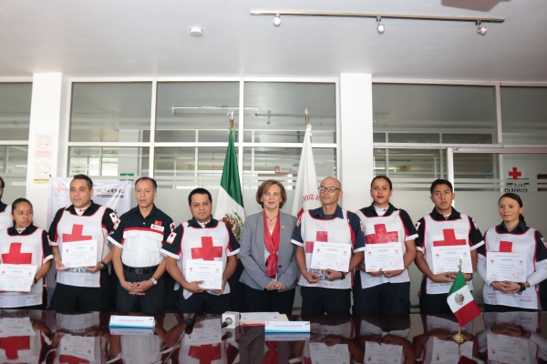 Rescatistas de Alta Montaña de Cruz Roja reciben recertificación