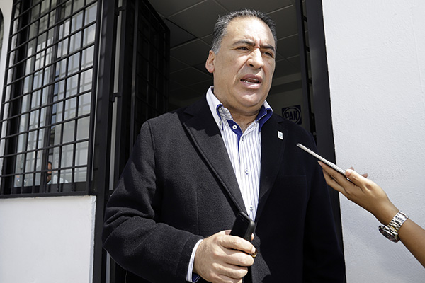 Exige Aguilar Coronado que Genoveva Huerta dé la cara